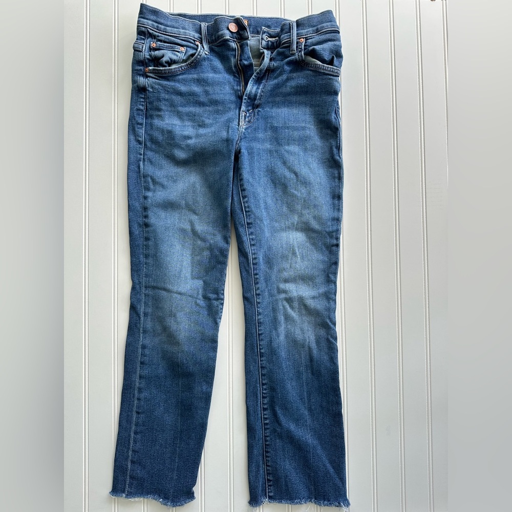 MOTHER Insider Crop Step Frayed Jeans